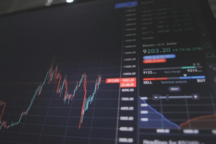 data-science-finance-credit-risk-fraud-d